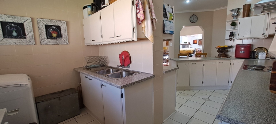 4 Bedroom Property for Sale in La Provance Free State